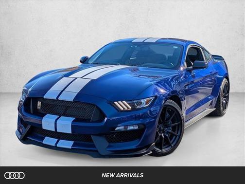 2016 Ford Shelby GT350 Base