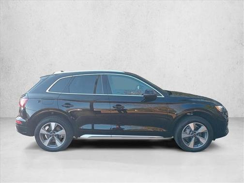 2024 Audi Q5 40 Premium Plus