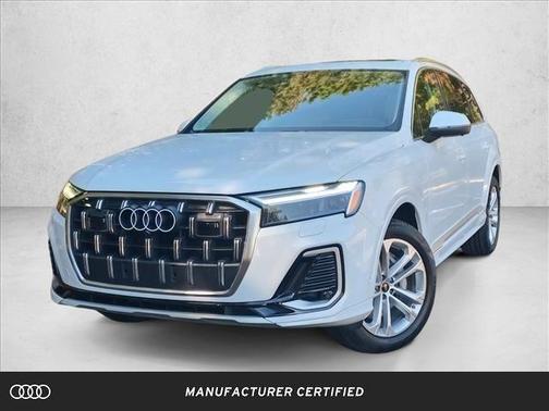 2025 Audi Q7 45 Premium Plus