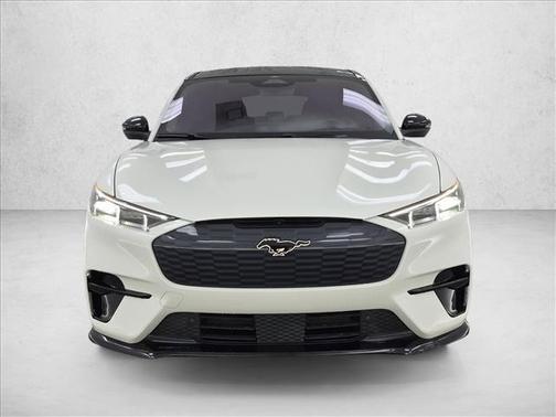 Star White Metallic Tri-Coat 2022 Ford Mustang Mach-E GT