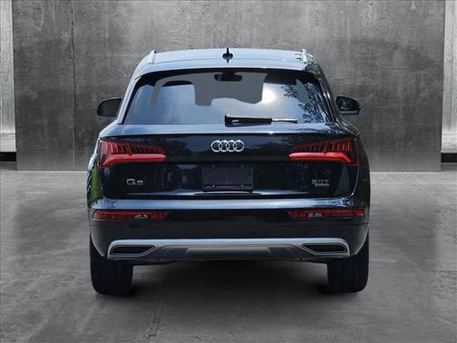 2018 Audi Q5 2.0T Premium