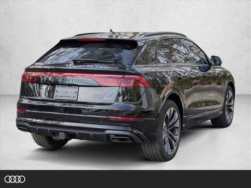 2026 Audi Q8 55 Premium Plus