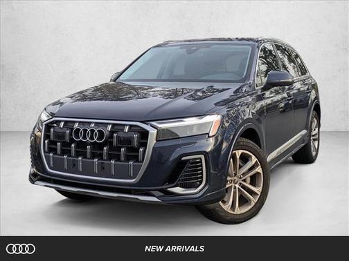 2025 Audi Q7 55 Premium Plus