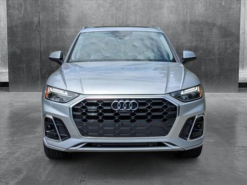 2025 Audi Q5 45 S line Premium Plus