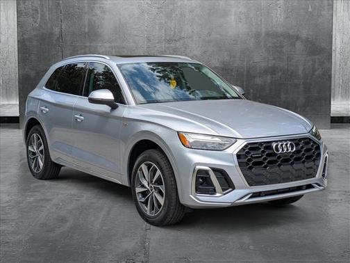 2025 Audi Q5 45 S line Premium Plus