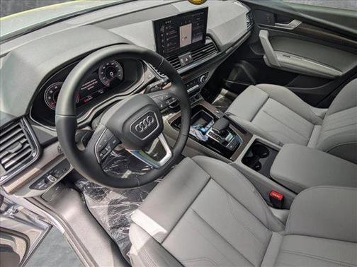 2025 Audi Q5 45 S line Premium Plus