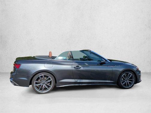 Daytona Gray Pearl Effect/Black Roof 2023 Audi A5 45 S line Premium Plus