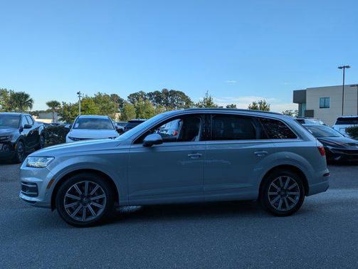 2019 Audi Q7 55 Premium Plus