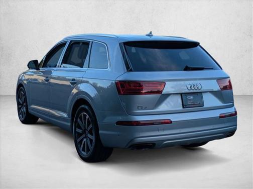 2019 Audi Q7 55 Premium Plus