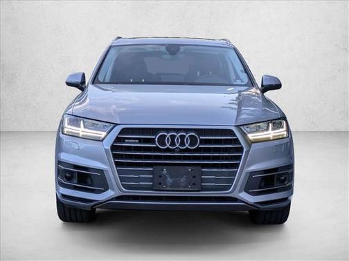 2019 Audi Q7 55 Premium Plus
