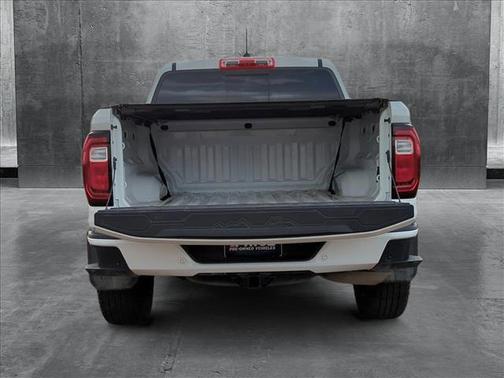 2023 GMC Canyon Base