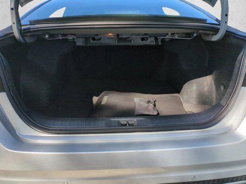 Brilliant Silver Metallic 2025 Nissan Altima SV FWD