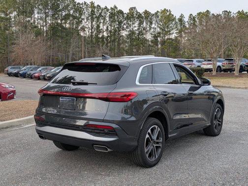 2025 Audi Q5 Premium Plus TFSI quattro S tronic