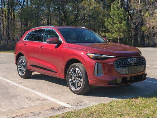 2025 Audi Q5 Premium Plus TFSI quattro S tronic