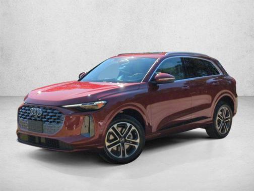 Grenadine Red Metallic 2025 Audi Q5 Premium Plus TFSI quattro S tronic