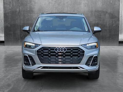2025 Audi Q5 45 S line Premium