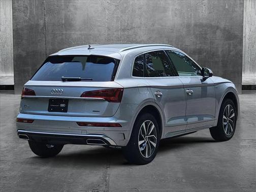 2025 Audi Q5 45 S line Premium