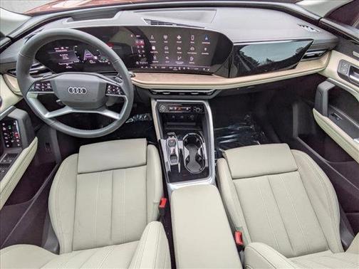 2025 Audi Q5 Premium Plus TFSI quattro S tronic