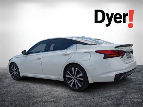 2020 Nissan Altima SR FWD