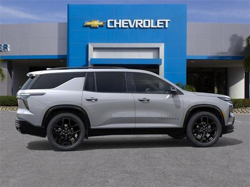 2025 Chevrolet Traverse RS
