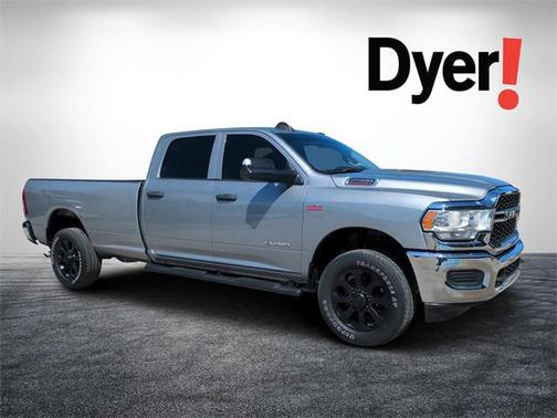 2019 RAM 2500 Tradesman Crew Cab 4x4 8' Box