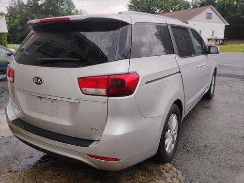 2015 Kia Sedona LX