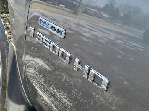 2009 GMC Sierra 3500 SLT Crew Cab DRW