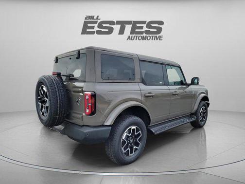 Marsh Gray 2025 Ford Bronco Outer Banks