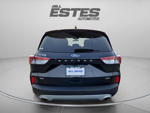 Agate Black Metallic 2021 Ford Escape SE
