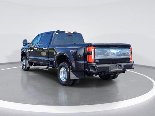 2026 Ford F-350 Platinum