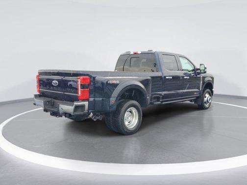 2025 Ford F-350 Lariat