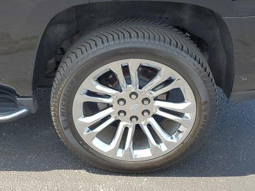 2017 Cadillac Escalade Luxury