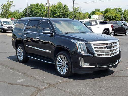 2017 Cadillac Escalade Luxury
