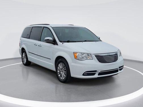 2015 Chrysler Town & Country Touring-L
