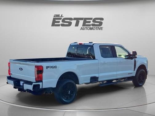 White Metallic 2027 Ford F-250 XL
