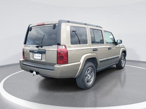 2006 Jeep Commander Base