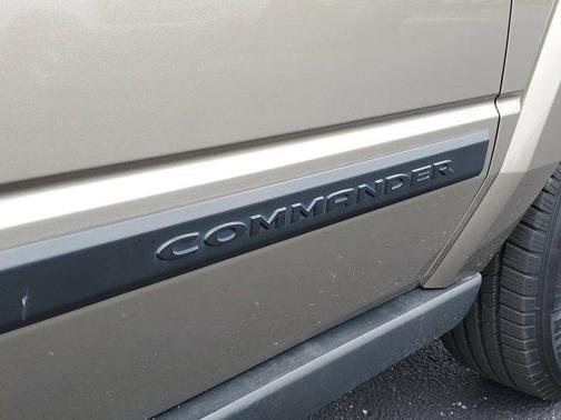 2006 Jeep Commander Base