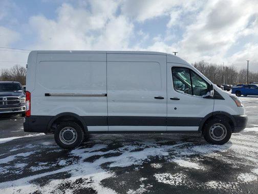2018 Ford Transit-250 Base