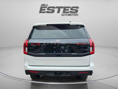 Star White Metallic Tri-Coat 2026 Ford Expedition Tremor