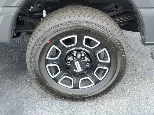 2025 Ford F-350 Platinum