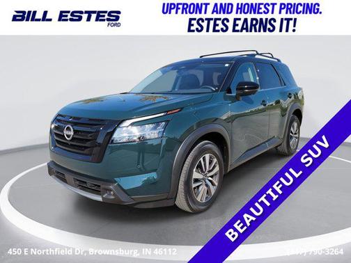 2023 Nissan Pathfinder SL