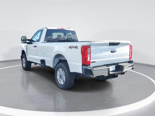 2025 Ford F-250 XLT