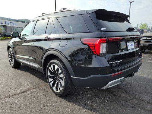 Agate Black Metallic 2026 Ford Explorer Platinum