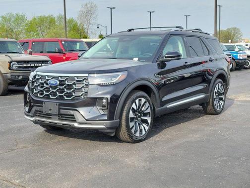 Agate Black Metallic 2026 Ford Explorer Platinum