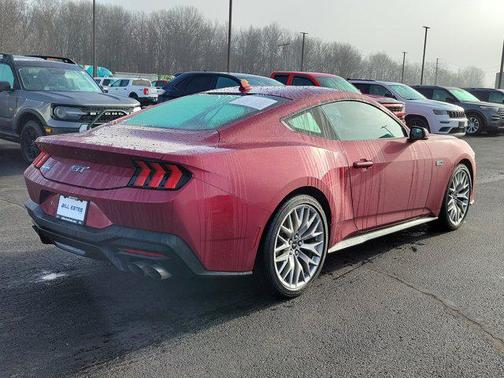 2025 Ford Mustang GT Premium