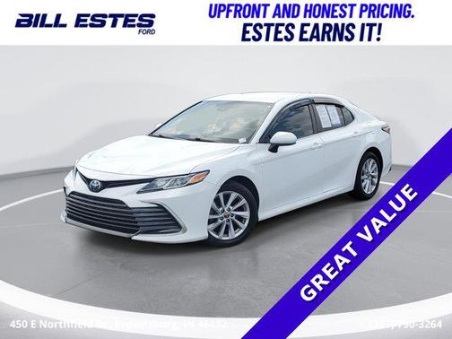 2022 Toyota Camry LE