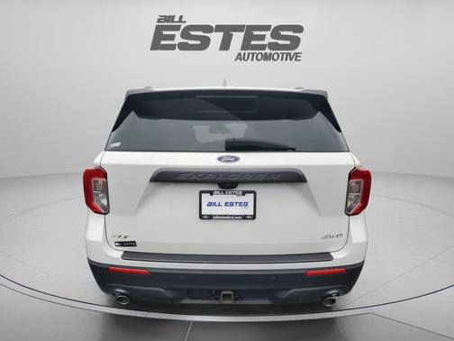 Star White Metallic Tri-Coat 2023 Ford Explorer XLT