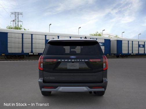 Dark Matter Gray Metallic 2026 Ford Expedition Platinum