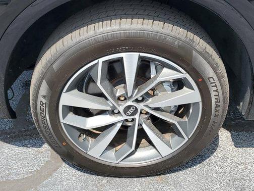 2021 Audi Q5 45 Premium Plus