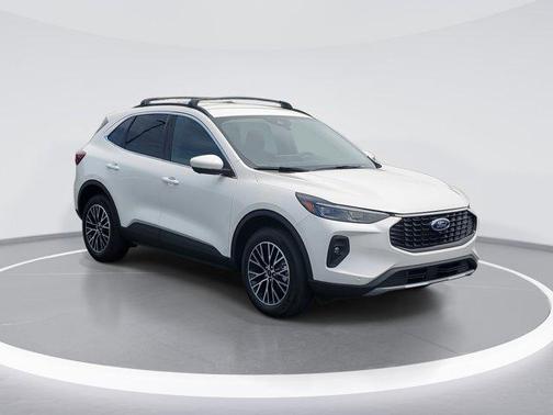 2025 Ford Escape PHEV Base